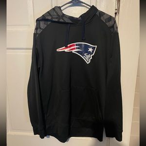Men’s Patriots Sweatshirt